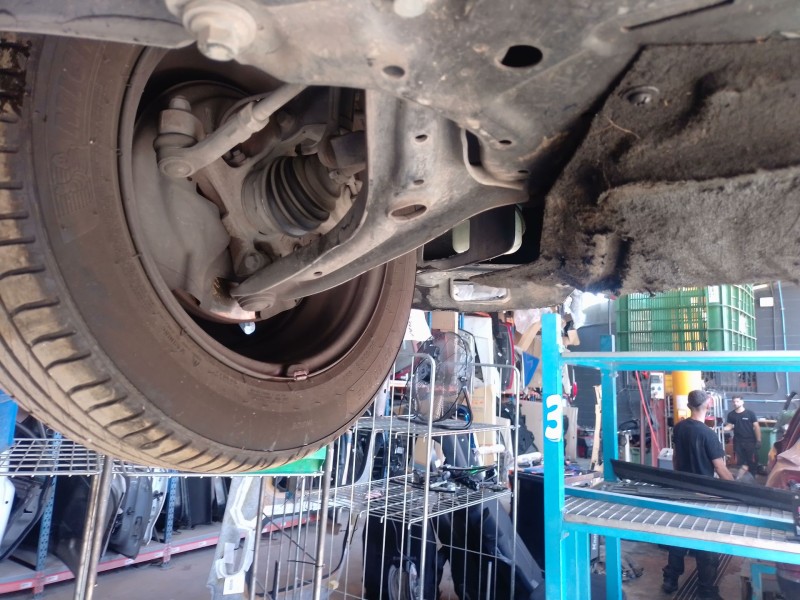 Recambio de brazo suspension inferior delantero izquierdo para ford transit courier b460 furgoneta/monovolumen 1.5 tdci referenc