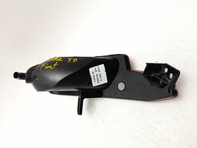 Recambio de faro antiniebla trasero derecho para fiat tipo station wagon (356_, 357_) 1.3 d (356wxh1a) referencia OEM IAM  52015