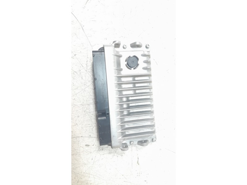 Recambio de centralita motor uce para toyota rav4 referencia OEM IAM 8966142K80  