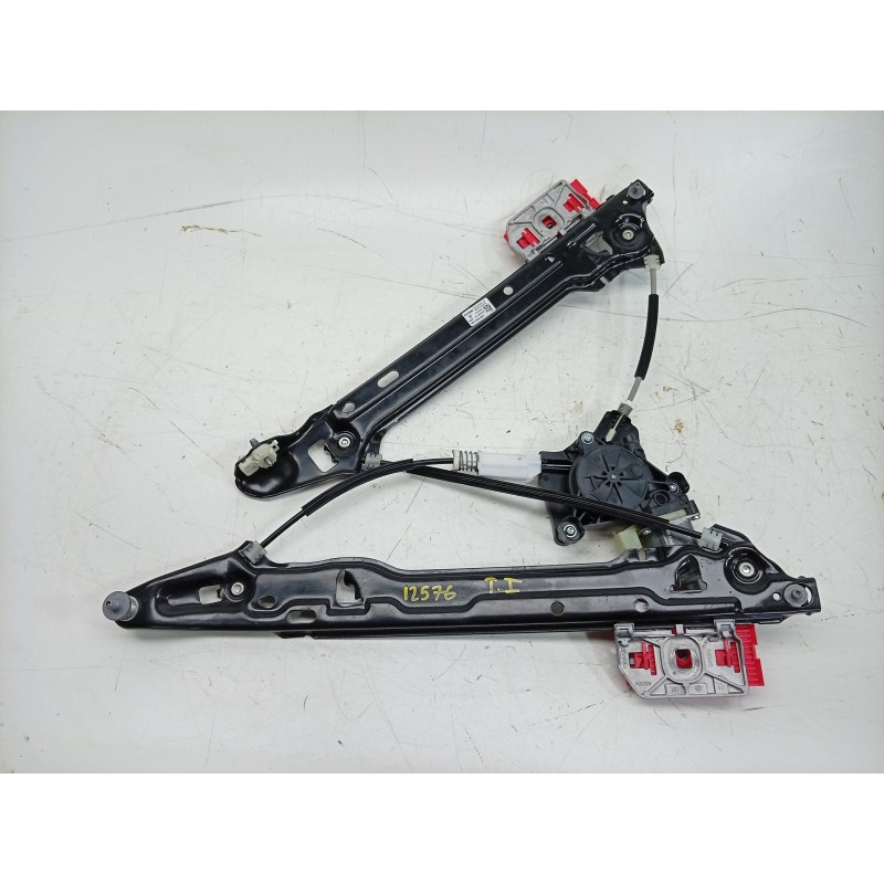 Recambio de elevalunas trasero izquierdo para porsche macan (xab) 4 electric (xabbb1, xabfd1) referencia OEM IAM 0130822704 95C8