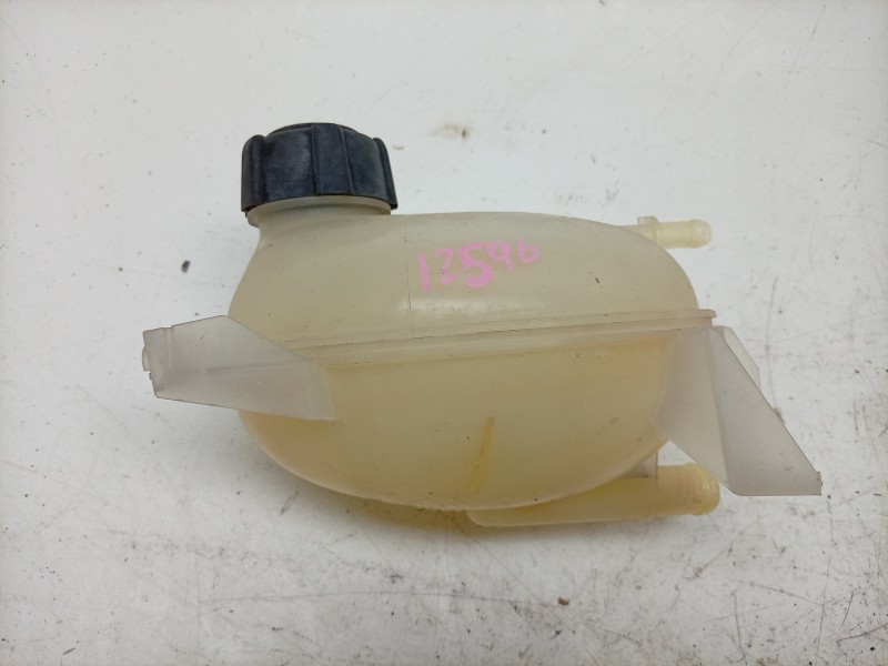 Recambio de deposito expansion para renault clio iv (bh_) 0.9 tce 90 referencia OEM IAM  217107259R 