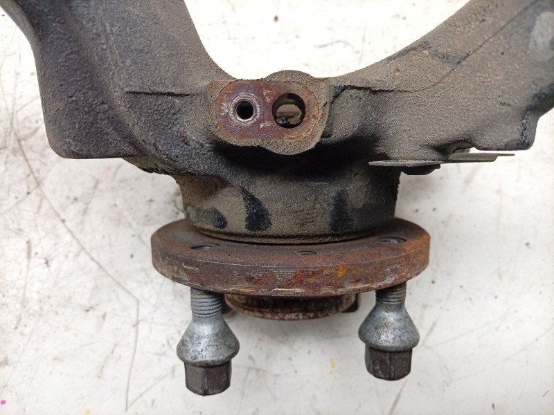 Recambio de mangueta delantera izquierda para renault clio iv (bh_) 0.9 tce 90 referencia OEM IAM  400156124R 