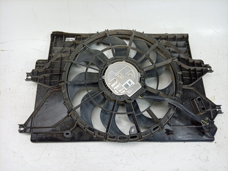 Recambio de electroventilador para hyundai kona maxx 2wd referencia OEM IAM  25380BE001 