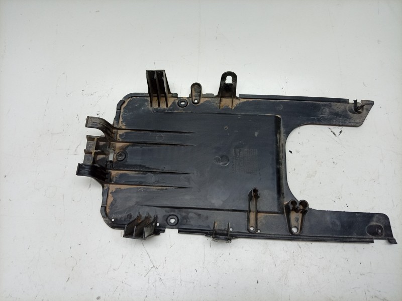 Recambio de moldura para honda pcx 125 referencia OEM IAM  64530K1ZJ102 