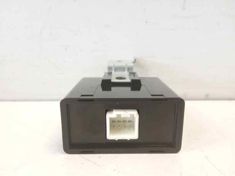 Recambio de modulo electronico para ssangyong rexton 2.7 turbodiesel cat referencia OEM IAM 8737008501  