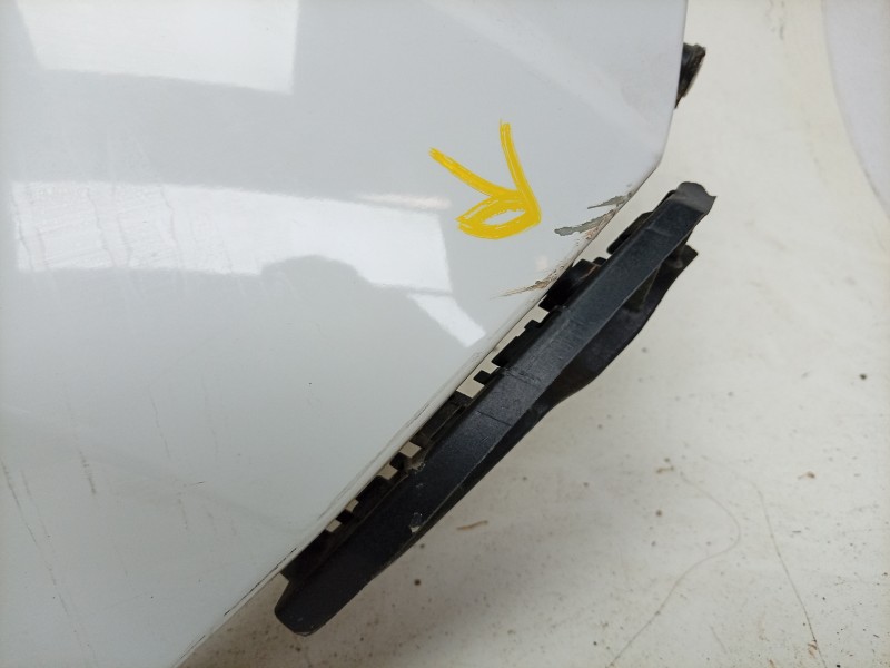Recambio de aleta delantera derecha para toyota proace max referencia OEM IAM  1374375080 FT9323003 109097211