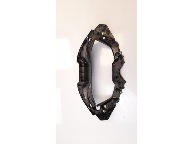 Recambio de moldura para honda forza 125 forza 125 referencia OEM IAM 64337K0BT000  