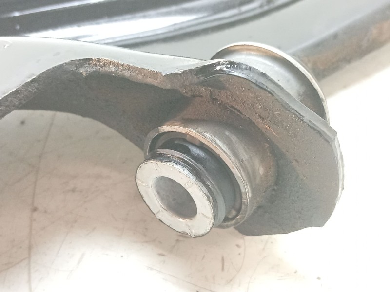 Recambio de brazo suspension inferior delantero izquierdo para renault clio iv (bh_) 0.9 tce 90 referencia OEM IAM  545052354R 