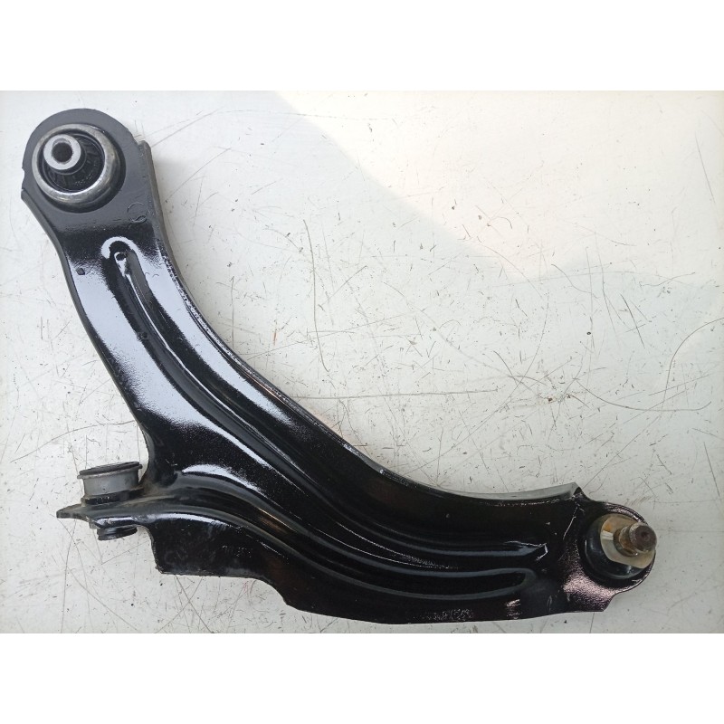 Recambio de brazo suspension inferior delantero derecho para renault clio iv (bh_) 0.9 tce 90 referencia OEM IAM  545046162R 