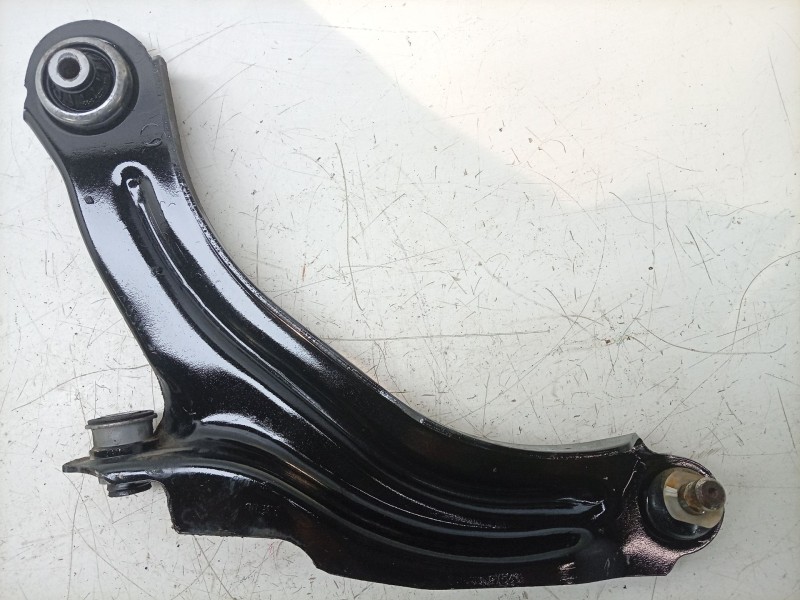 Recambio de brazo suspension inferior delantero derecho para renault clio iv (bh_) 0.9 tce 90 referencia OEM IAM  545046162R 