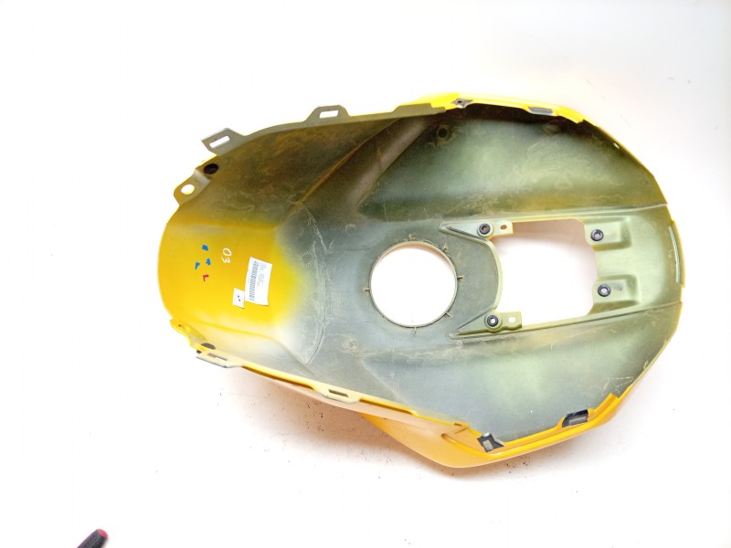 Recambio de moldura para triumph street triple 765 rs street triple 765 rs referencia OEM IAM  2311490FJ 