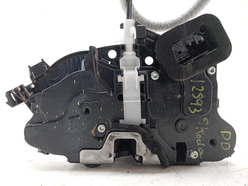 Recambio de cerradura puerta delantera derecha para skoda fabia iv (pj3) 1.0 mpi referencia OEM IAM  10B837016B DLF690037HQ