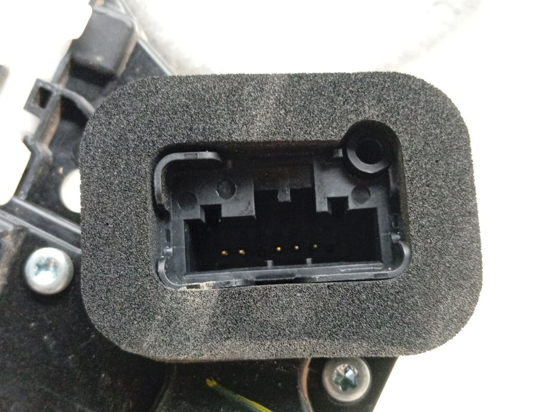 Recambio de cerradura puerta delantera derecha para skoda fabia iv (pj3) 1.0 mpi referencia OEM IAM  10B837016B DLF690037HQ