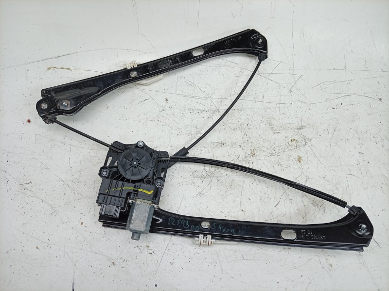 Recambio de elevalunas delantero derecho para skoda fabia iv (pj3) 1.0 mpi referencia OEM IAM 0130822064 6VA837462 