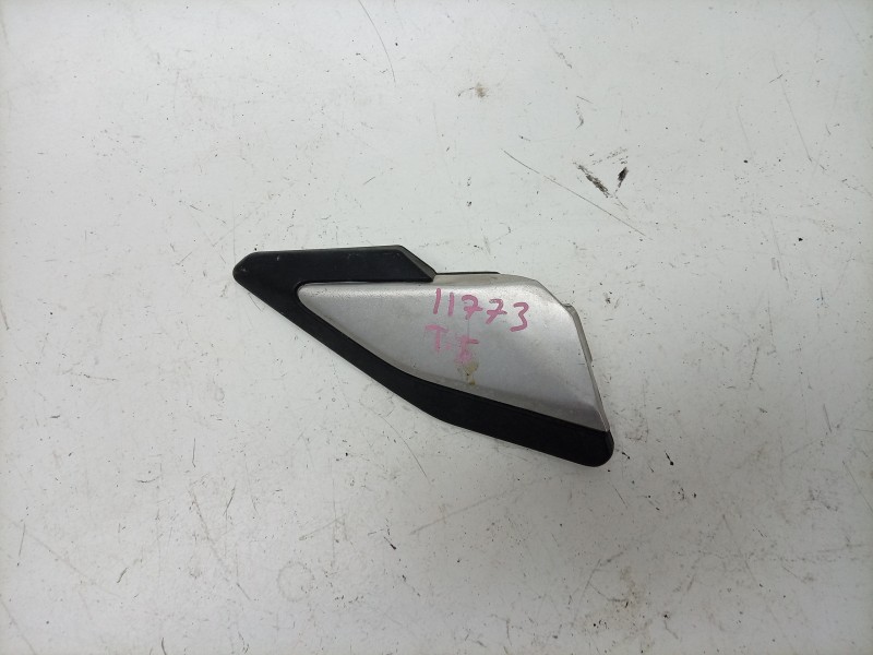 Recambio de estribera izquierda para honda pcx 125 referencia OEM IAM  50740K1ZJ10 