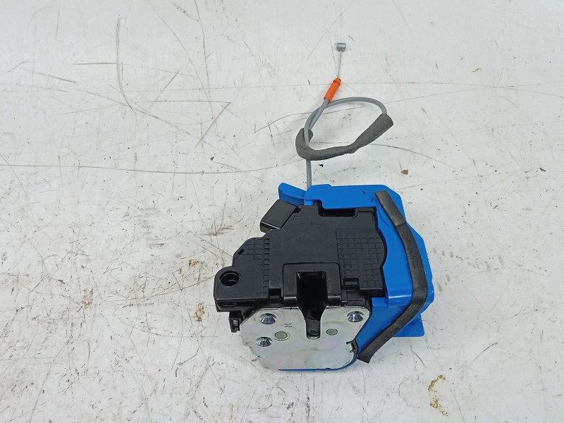 Recambio de cerradura puerta delantera derecha para hyundai i20 iii (bc3, bi3) 1.0 t-gdi hybrid 48v referencia OEM IAM  81320Q00