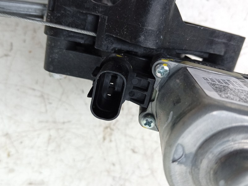 Recambio de elevalunas delantero derecho para hyundai i20 iii (bc3, bi3) 1.0 t-gdi hybrid 48v referencia OEM IAM  82404Q0010 