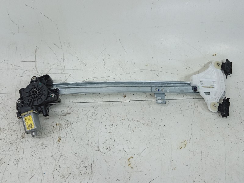 Recambio de elevalunas delantero derecho para hyundai i20 iii (bc3, bi3) 1.0 t-gdi hybrid 48v referencia OEM IAM  82404Q0010 