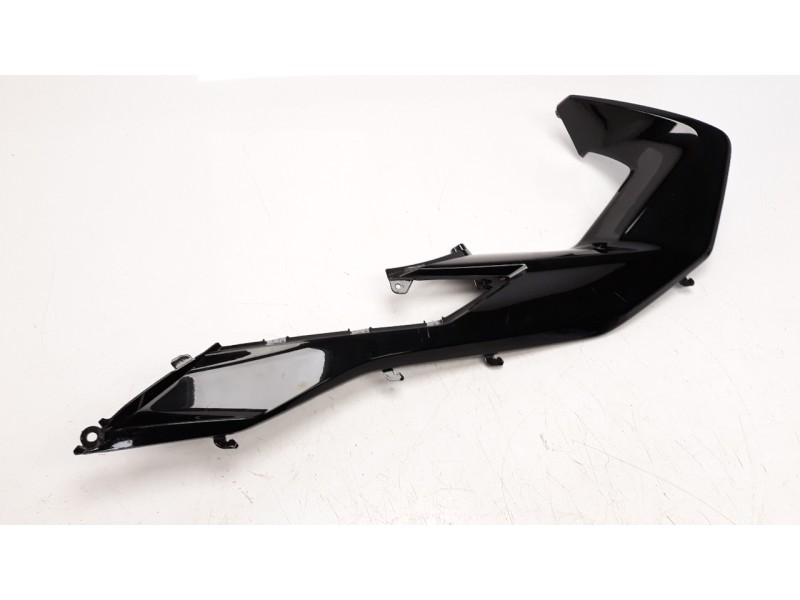 Recambio de moldura para honda forza 125 forza 125 referencia OEM IAM 83520K0BT000  