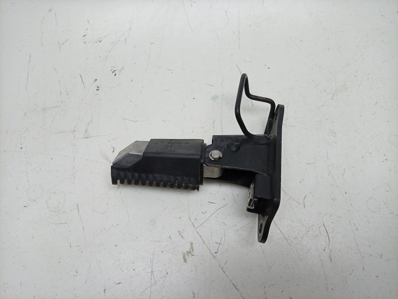 Recambio de estribo lateral para bmw c c 400 x referencia OEM IAM 46718558604 46718558604 