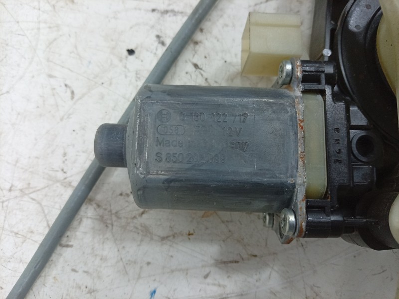 Recambio de elevalunas delantero derecho para audi a3 sportback (8va) attraction referencia OEM IAM  8V3837462A 