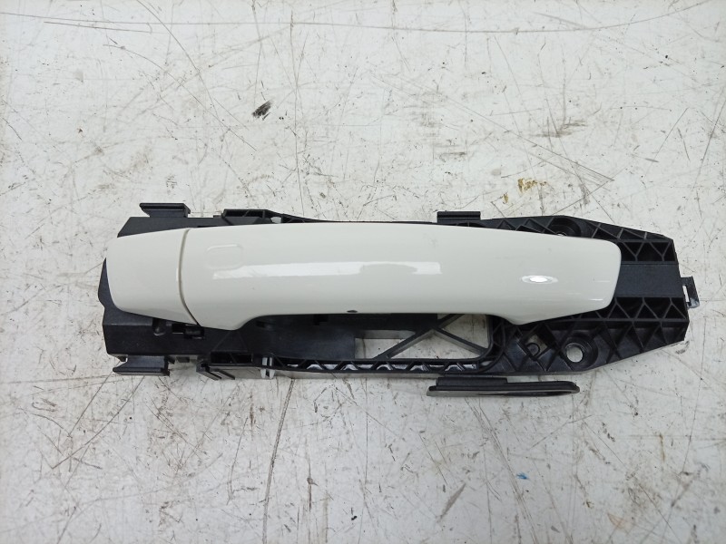 Recambio de maneta exterior delantera derecha para audi a3 sportback (8va) attraction referencia OEM IAM  8V0837206 
