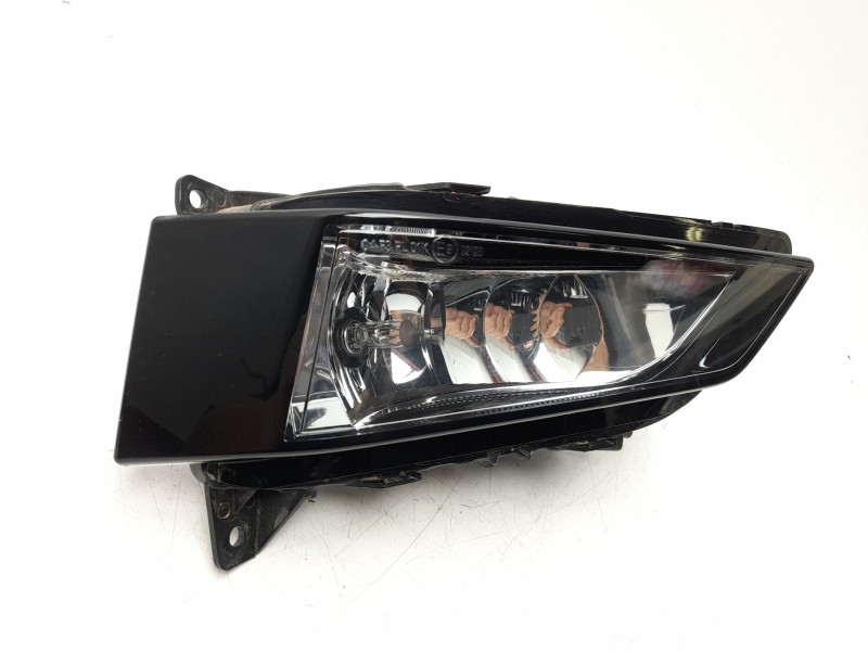 Recambio de faro antiniebla derecho para skoda fabia iv (pj3) 1.0 mpi referencia OEM IAM  6VA941700 10119781005/8180104