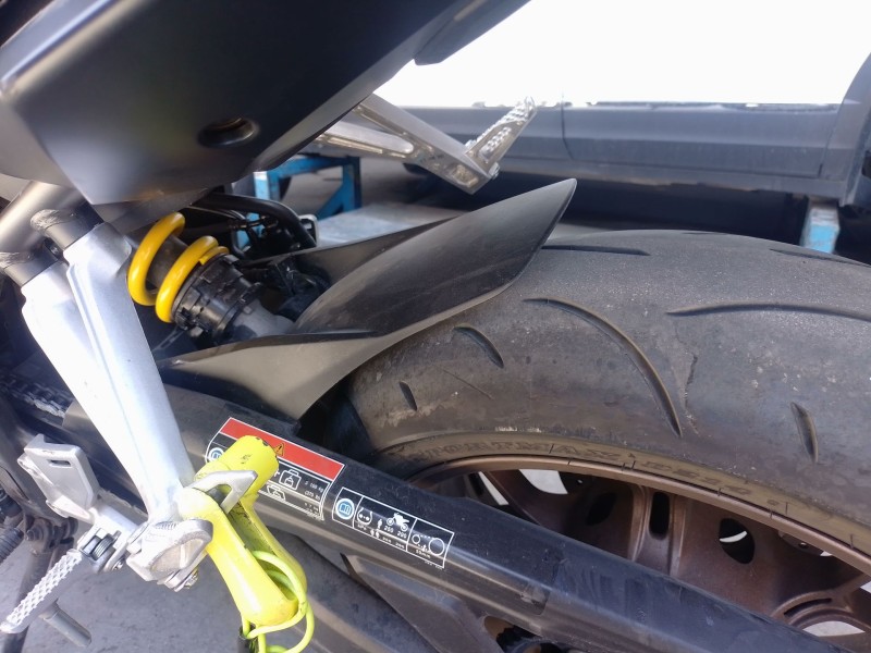 Recambio de guardabarros trasero para honda cb (501cc - ) cb 650 r (rh08, rh02) referencia OEM IAM   