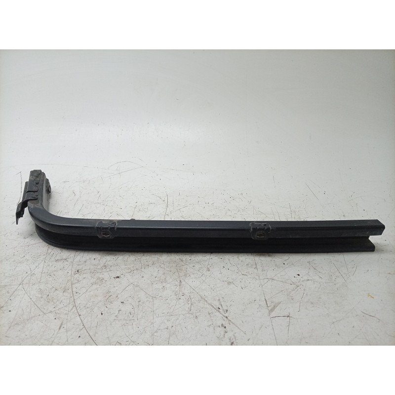 Recambio de soporte / guia puerta corredera para ford tourneo courier (c4a) trend referencia OEM IAM  ET76A25005AG 