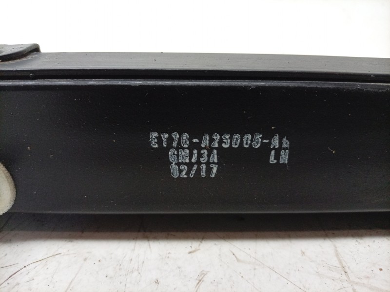 Recambio de soporte / guia puerta corredera para ford tourneo courier (c4a) trend referencia OEM IAM  ET76A25005AG 