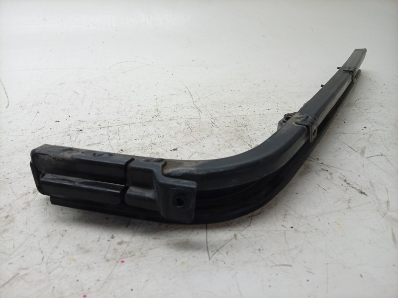 Recambio de soporte / guia puerta corredera para ford tourneo courier (c4a) trend referencia OEM IAM  ET76A25005AG 