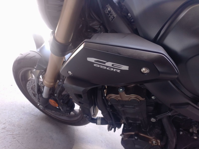 Recambio de carenado delantero izquierdo para honda cb (501cc - ) cb 650 r (rh08, rh02) referencia OEM IAM   