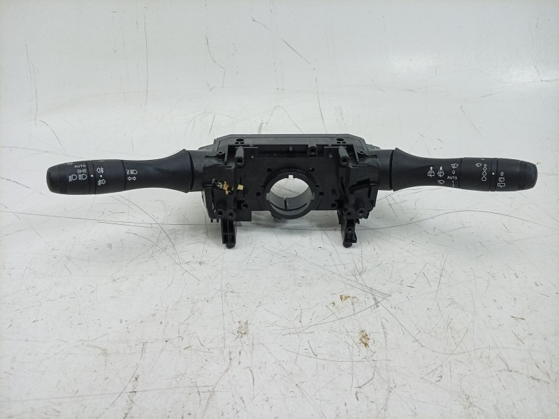 Recambio de mando multifuncion para dacia sandero iii 1.0 tce 90 eco-g referencia OEM IAM  255670975R 