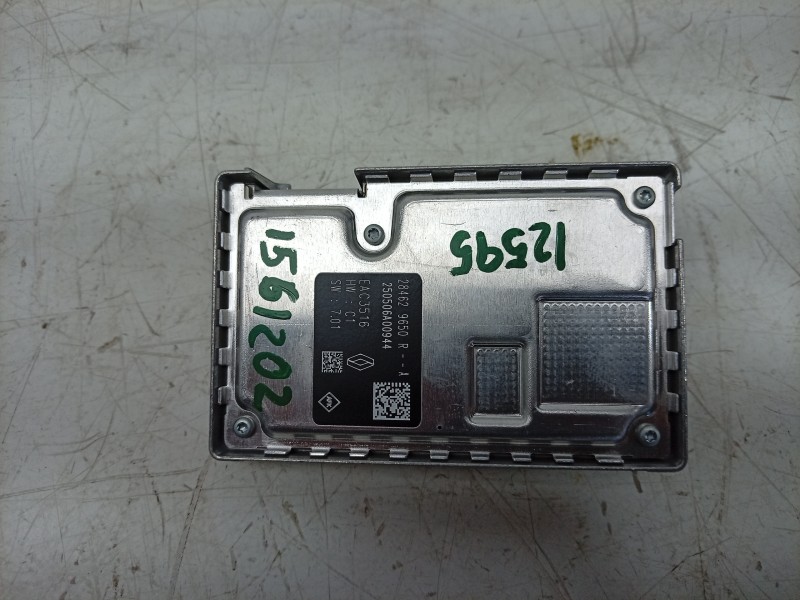 Recambio de camara vision frontal para dacia sandero iii 1.0 tce 90 eco-g referencia OEM IAM 250506A00944 284629650R 