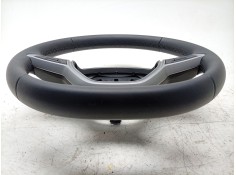 Recambio de volante para dacia sandero iii 1.0 tce 90 eco-g referencia OEM IAM  484007828R  2
