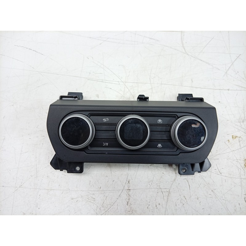 Recambio de mando climatizador para dacia sandero iii 1.0 tce 90 eco-g referencia OEM IAM   