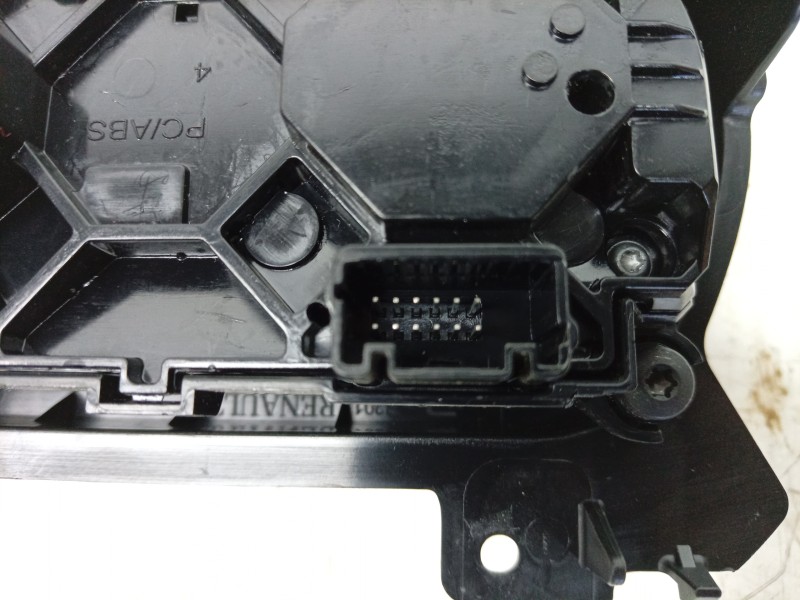Recambio de mando climatizador para dacia sandero iii 1.0 tce 90 eco-g referencia OEM IAM   