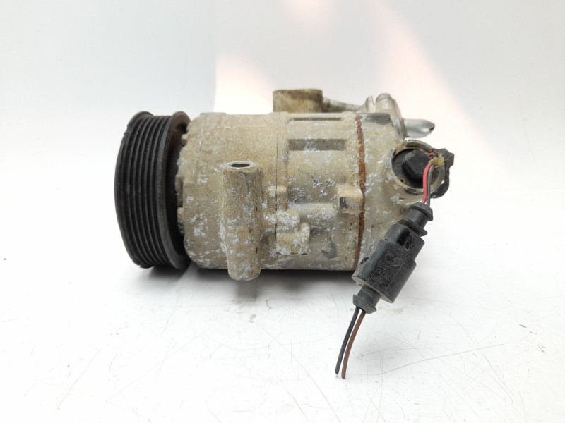 Recambio de compresor aire acondicionado para seat ibiza iii (6l1) 1.4 16v referencia OEM IAM  6Q0820803J CAF380037HQ/32225
