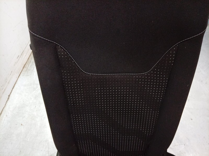 Recambio de asiento delantero derecho para ford transit courier b460 furgoneta/monovolumen 1.5 ecoblue referencia OEM IAM  24419