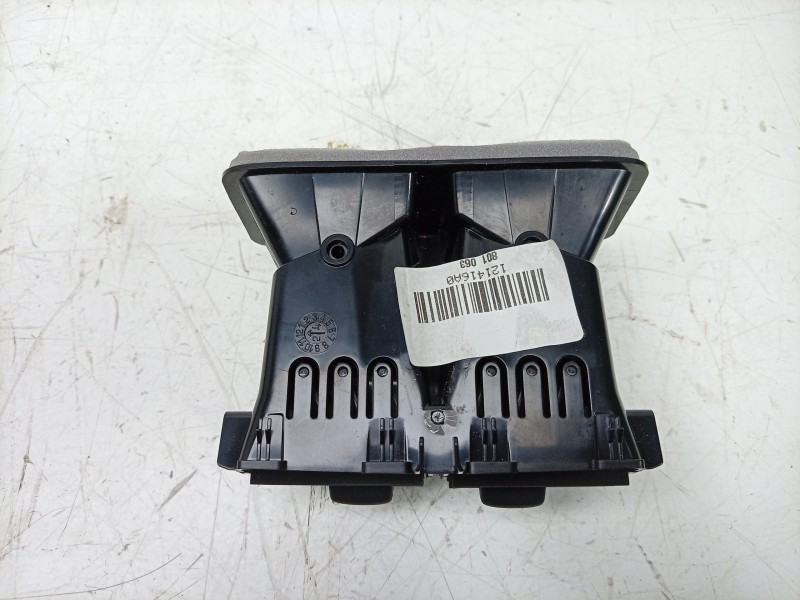 Recambio de rejilla aireadora para citroën c4 x 1.2 hybrid 136 136 ch gasolina/eléctrico (2024) referencia OEM IAM  9835358380 