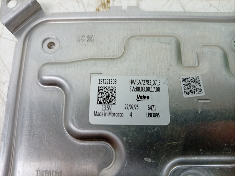 Recambio de centralita faros xenon para citroën c4 x 1.2 hybrid 136 136 ch gasolina/eléctrico (2024) referencia OEM IAM 88030017