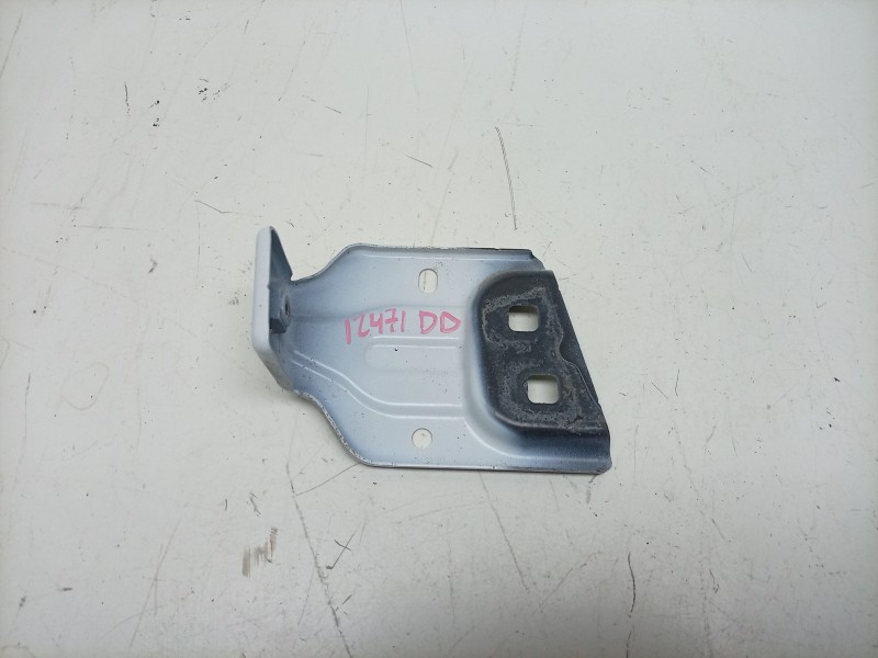 Recambio de soporte bateria para renault 4 e-tech 120 referencia OEM IAM  631461622R 