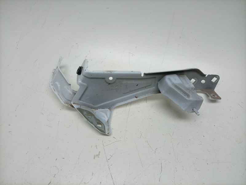 Recambio de soporte bateria para renault 4 e-tech 120 referencia OEM IAM  625614632R 