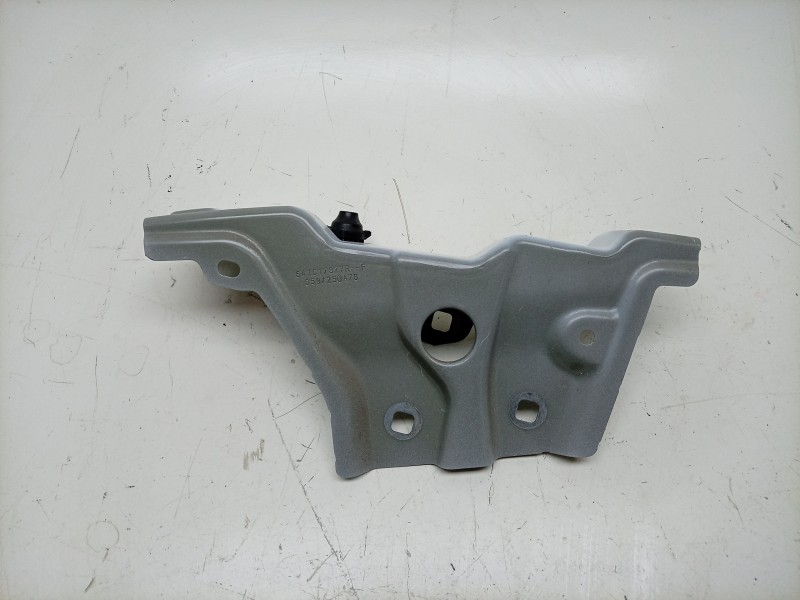 Recambio de soporte amortiguador para renault 4 e-tech 120 referencia OEM IAM  641C17877R 
