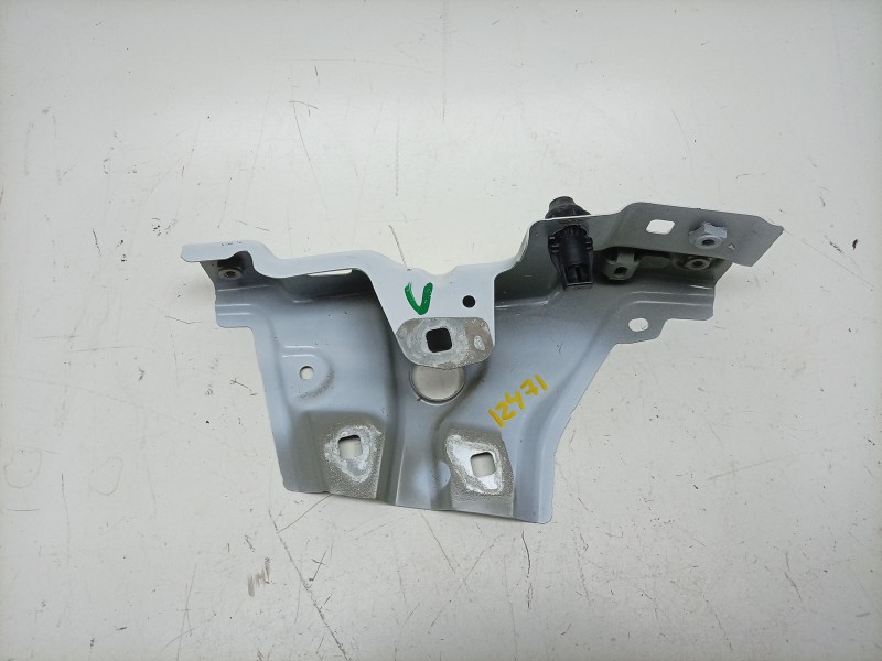 Recambio de soporte amortiguador para renault 4 e-tech 120 referencia OEM IAM  641C17877R 