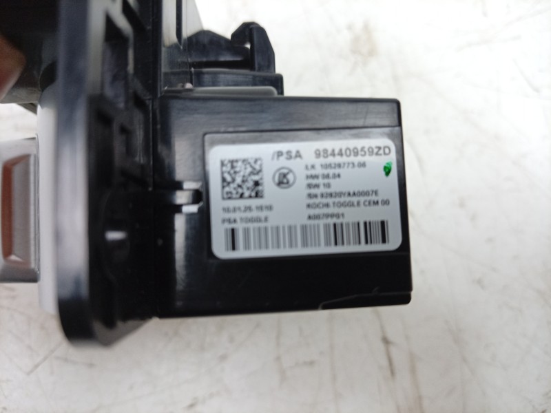 Recambio de palanca cambio para citroën c4 x 1.2 hybrid 136 136 ch gasolina/eléctrico (2024) referencia OEM IAM  98440959ZD 