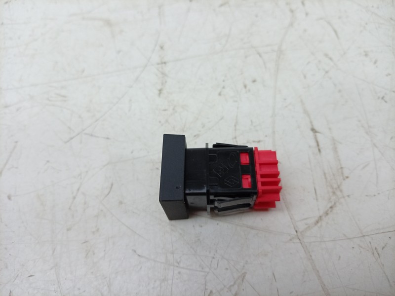 Recambio de interruptor para dacia sandero iii 1.0 tce 90 eco-g referencia OEM IAM  251901945R 