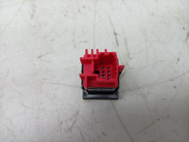 Recambio de interruptor para dacia sandero iii 1.0 tce 90 eco-g referencia OEM IAM  251901945R 