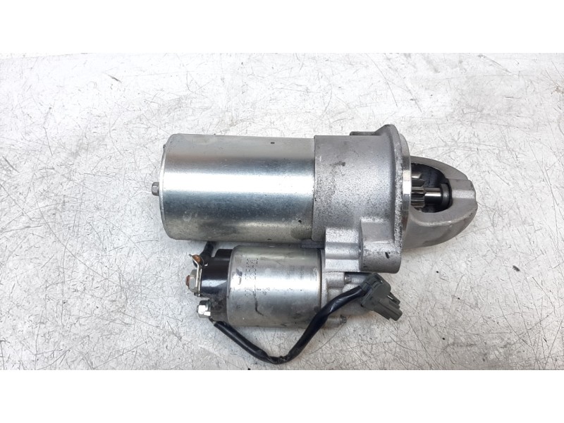 Recambio de motor arranque para ssangyong rexton limited 4x4 referencia OEM IAM 6721510001  