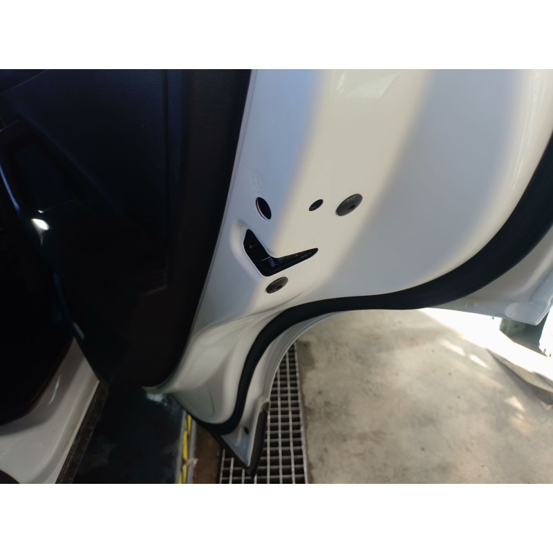 Recambio de cerradura puerta trasera derecha para volkswagen t-roc (a11, d11) 1.5 tsi referencia OEM IAM   